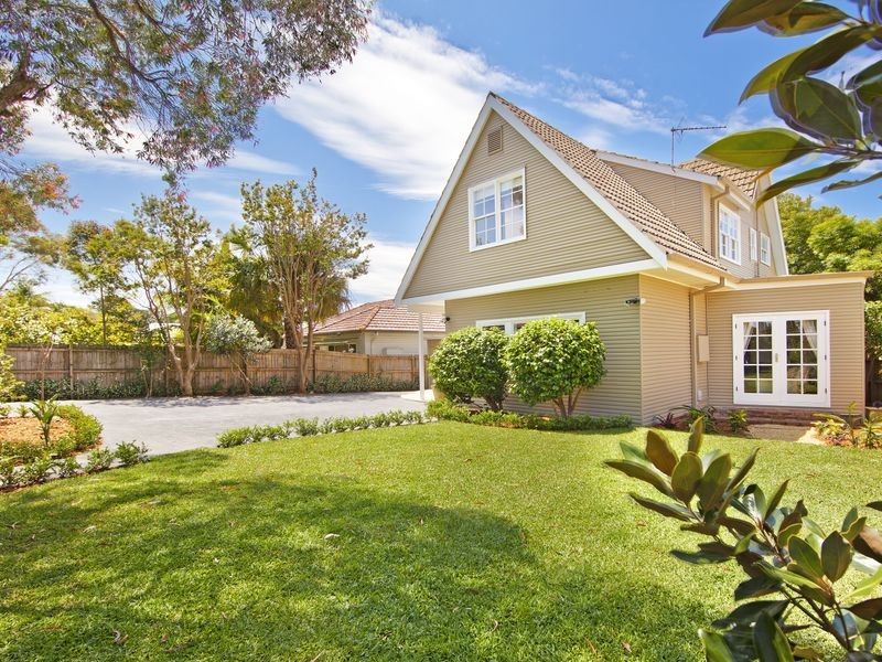 13 Wakehurst Parkway, Seaforth NSW 2092