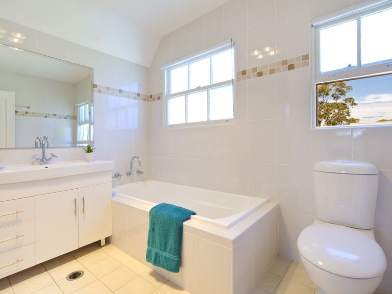 13 Wakehurst Parkway, Seaforth NSW 2092