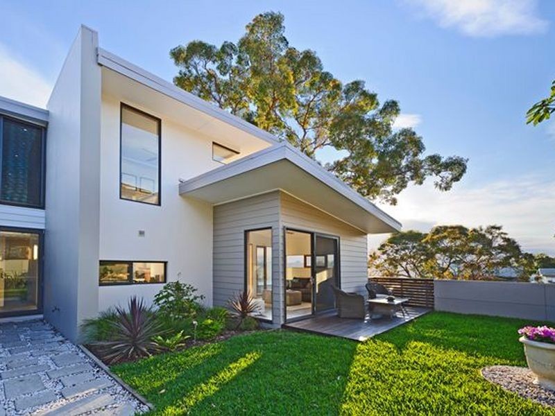 2a Castle Rock Crescent, Clontarf NSW 2093