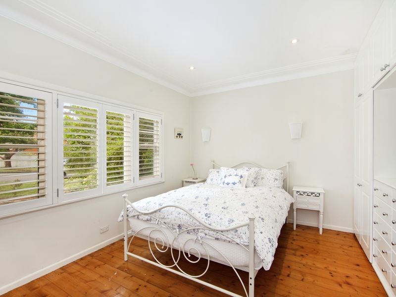 22 Eurella Avenue, North Balgowlah NSW 2093