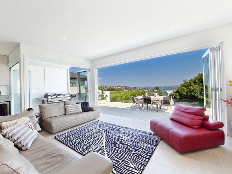 37 Ponsonby Parade, Seaforth NSW 2092