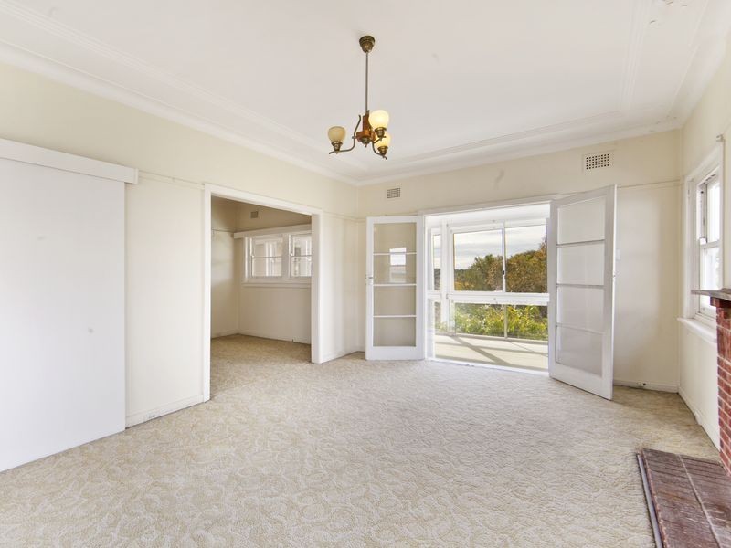 34 Peacock Street, Seaforth NSW 2092