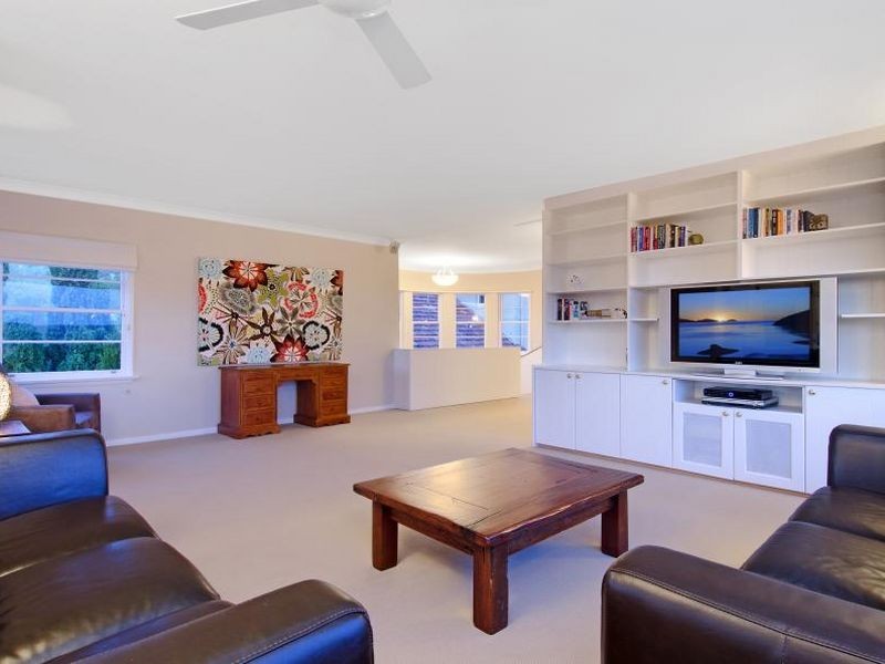 587 Sydney Road, Seaforth NSW 2092