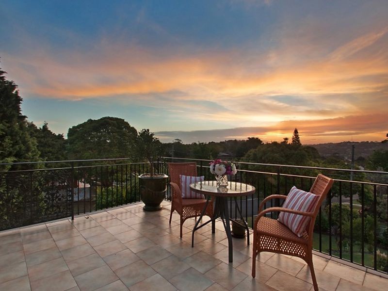 52 Ponsonby Parade, Seaforth NSW 2092