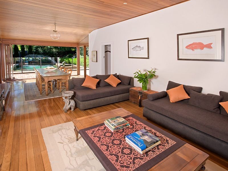 10 Avona Crescent, Seaforth NSW 2092