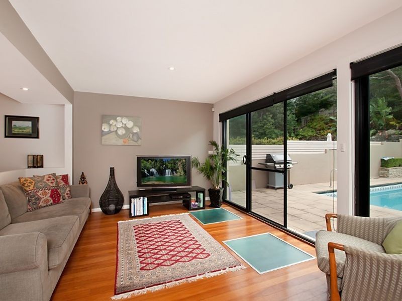 16 Jenner Street, Seaforth NSW 2092