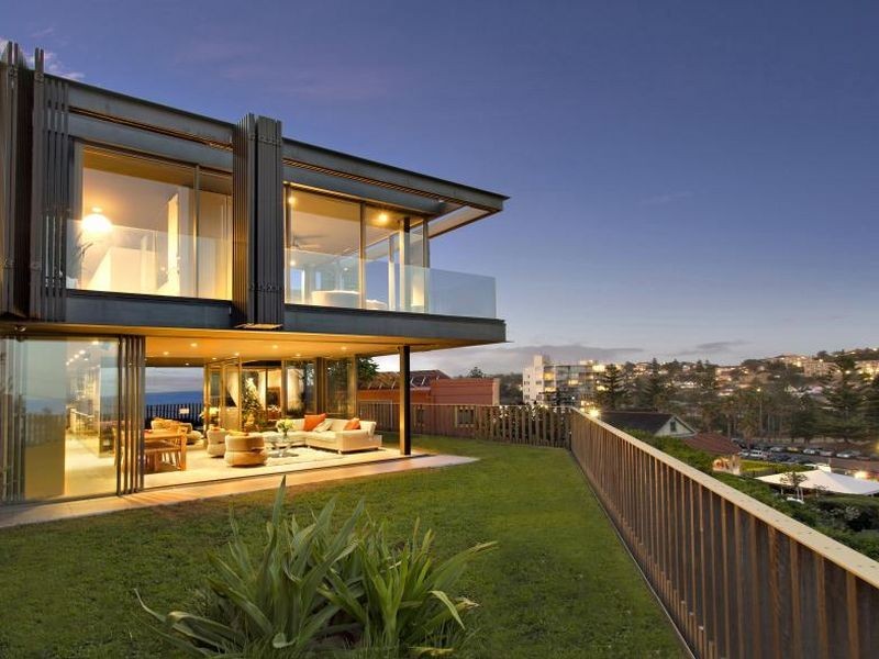 75 Undercliff Road, Freshwater NSW 2096