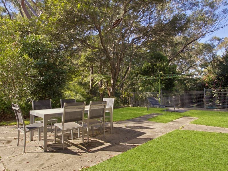 17 Waterview Street, Seaforth NSW 2092