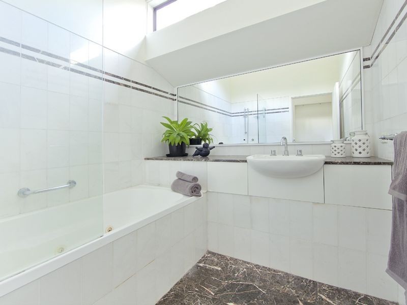 23 Lady Davidson Circuit, Forestville NSW 2087