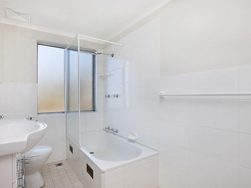 7/5 Fairway Close, Manly Vale NSW 2093