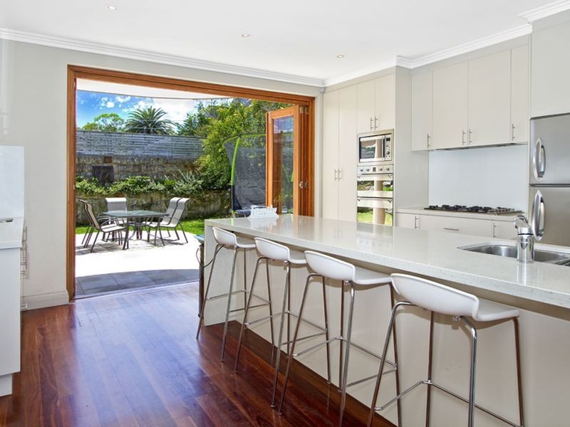 8a Harvey Street, Seaforth NSW 2092