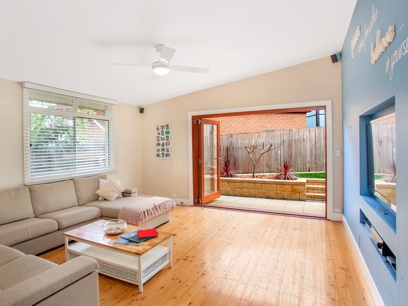 8 Dixon Avenue, Frenchs Forest NSW 2086