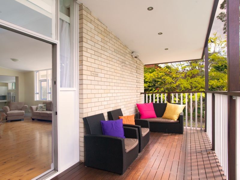 8 Dixon Avenue, Frenchs Forest NSW 2086