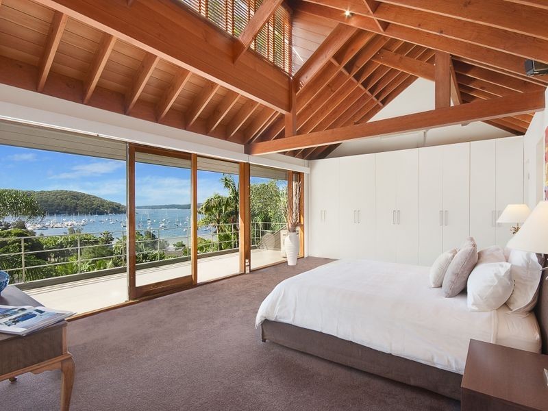 20 Kananook Avenue, Bayview NSW 2104