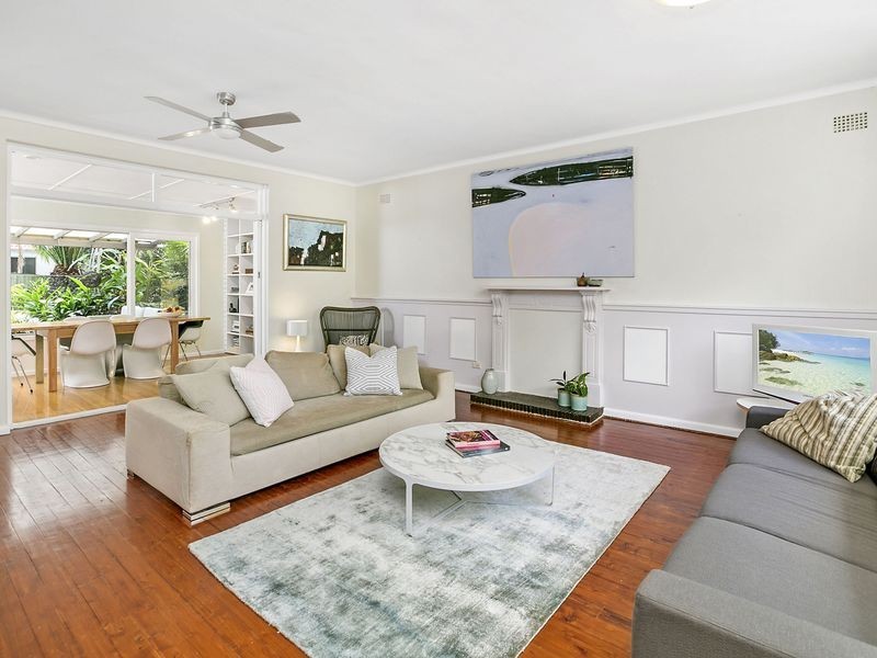 27 Frenchs Forest Road, Seaforth NSW 2092
