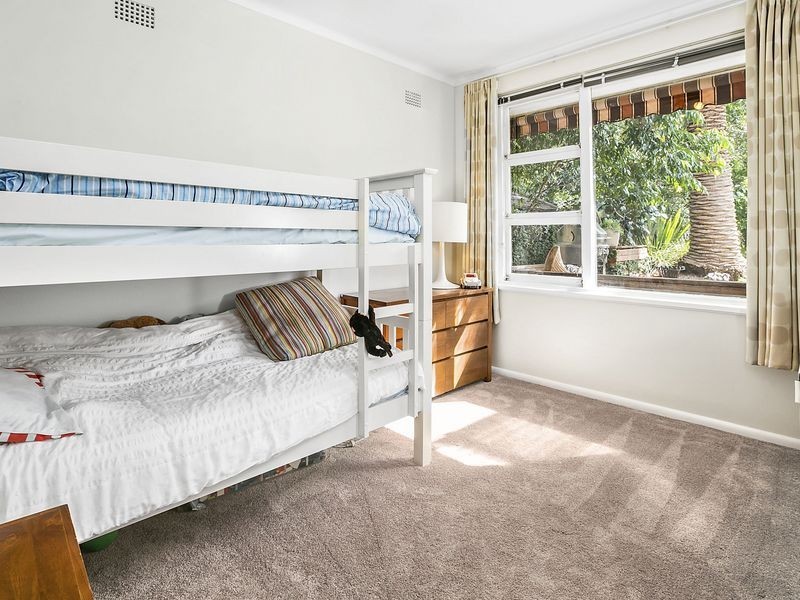 27 Frenchs Forest Road, Seaforth NSW 2092