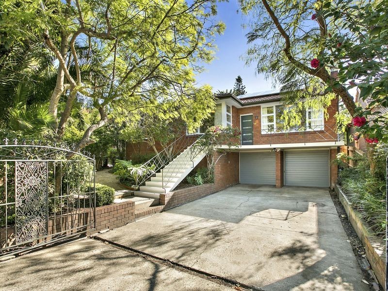 27 Frenchs Forest Road, Seaforth NSW 2092