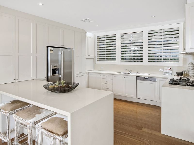 14 Beatrice St, Clontarf NSW 2093