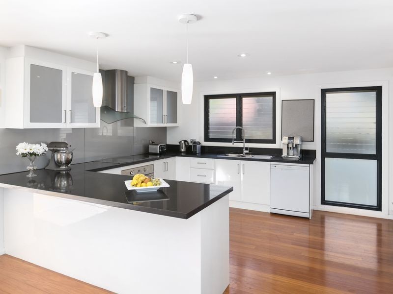 16 Jenner Street, Seaforth NSW 2092