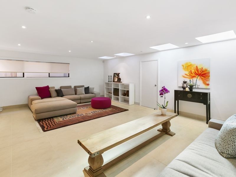 16 Jenner Street, Seaforth NSW 2092