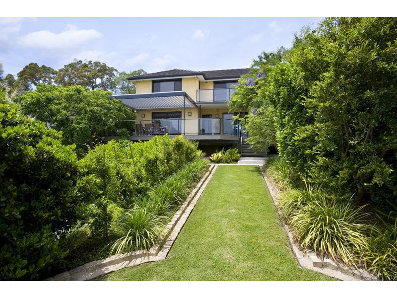 8 Barrabooka Street, Clontarf NSW 2093