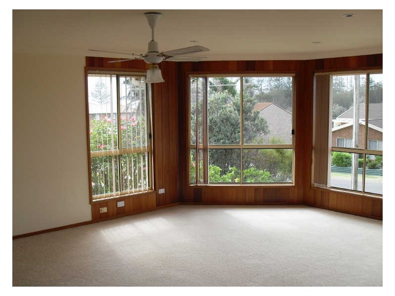 13 Surf Street, Tuross Head NSW 2537