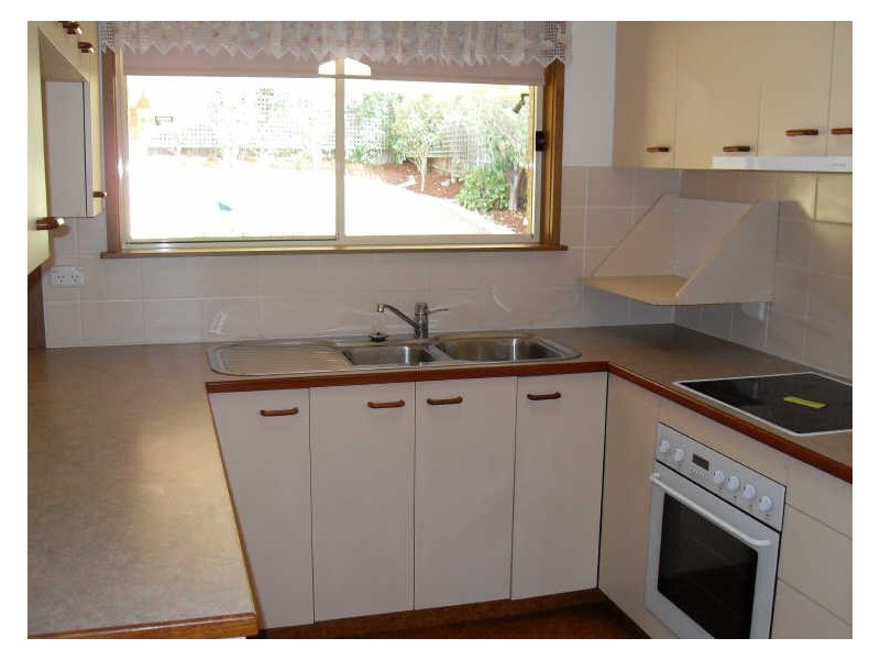 13 Surf Street, Tuross Head NSW 2537