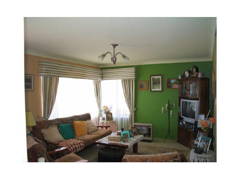 1 Shore Street, Moruya NSW 2537