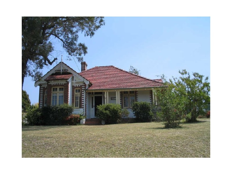 17 Page St, Moruya NSW 2537