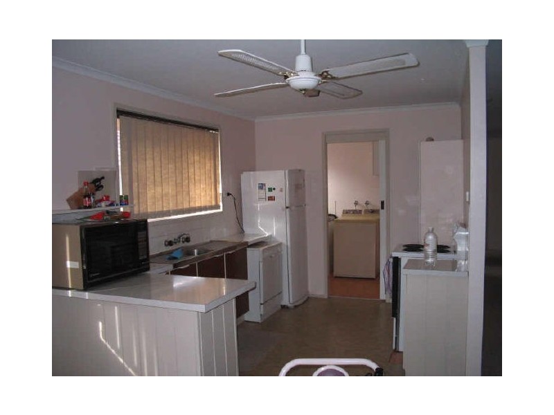 16 Queen Street, Moruya NSW 2537