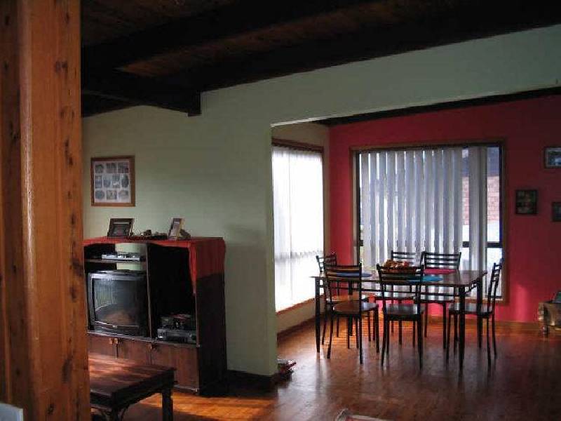 12 Heffernan Place, Moruya NSW 2537