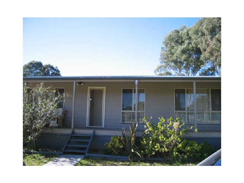 162A Vulcan St, Moruya NSW 2537