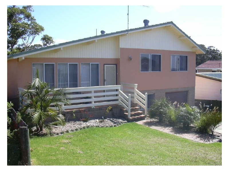 15 Boondi St, Malua Bay NSW 2536