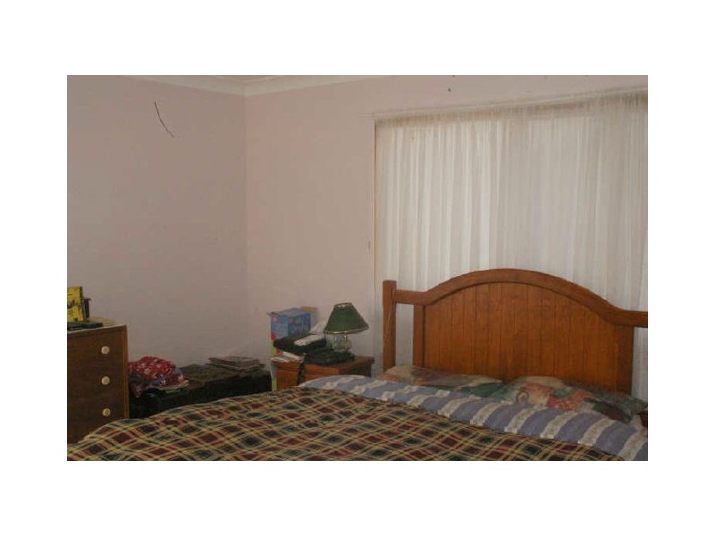 9 Yarimup Place, Moruya NSW 2537