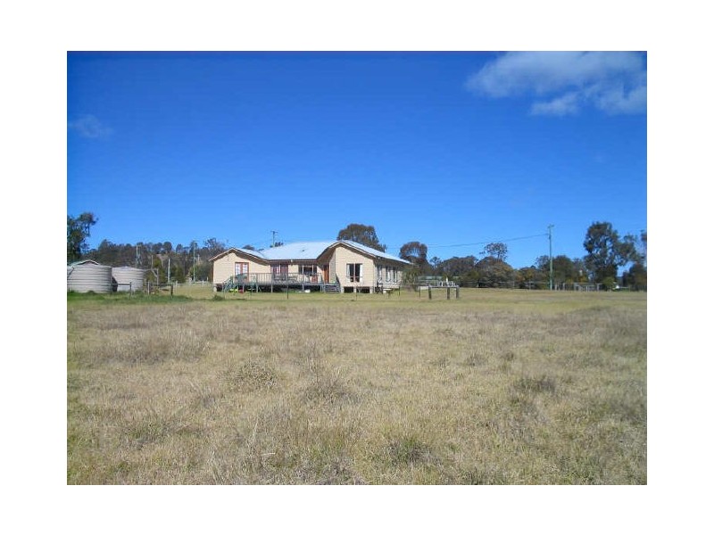 9 Yarimup Place, Moruya NSW 2537