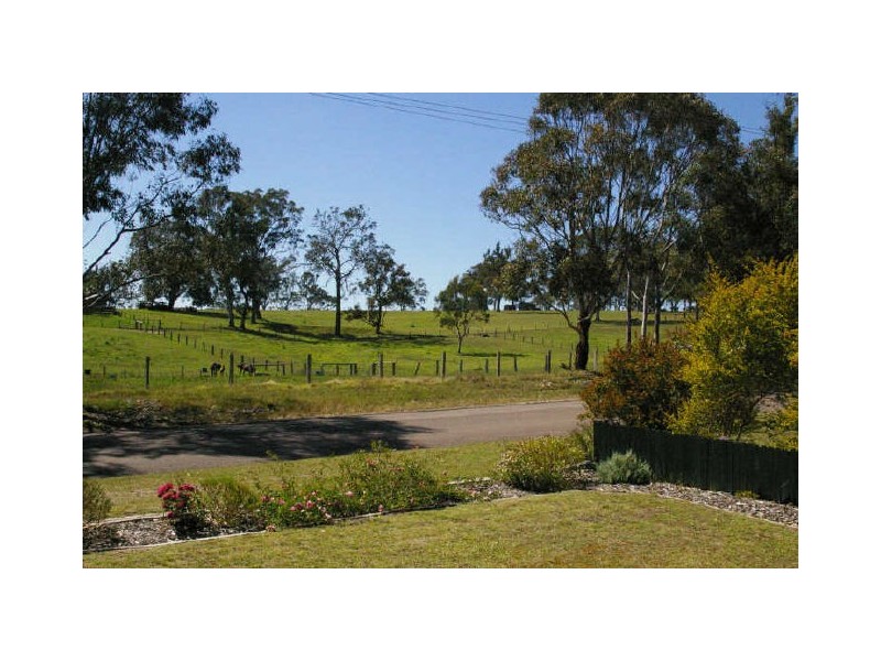 5 Francis Street, Moruya NSW 2537