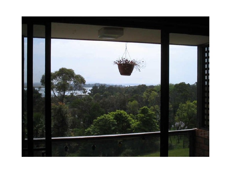 20 Dell Parade, Moruya Heads NSW 2537