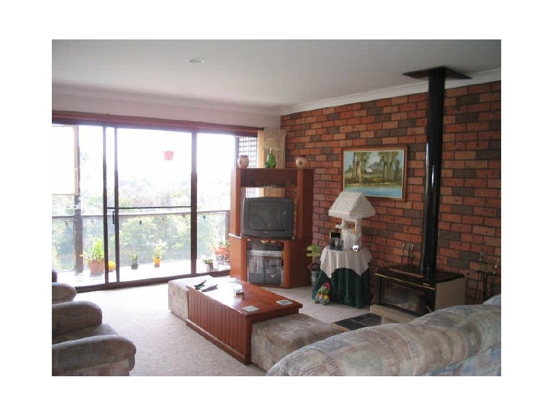 20 Dell Parade, Moruya Heads NSW 2537