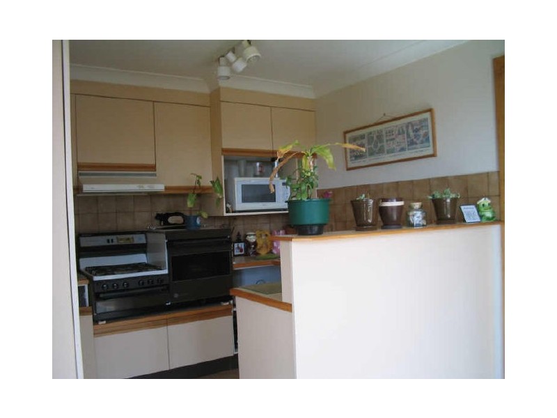 20 Dell Parade, Moruya Heads NSW 2537