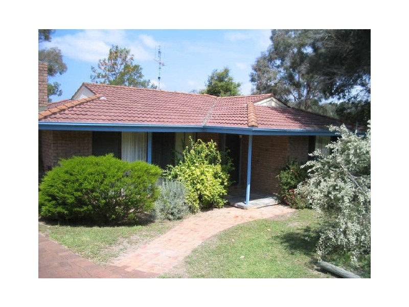 82 Hawdon Street, Moruya NSW 2537
