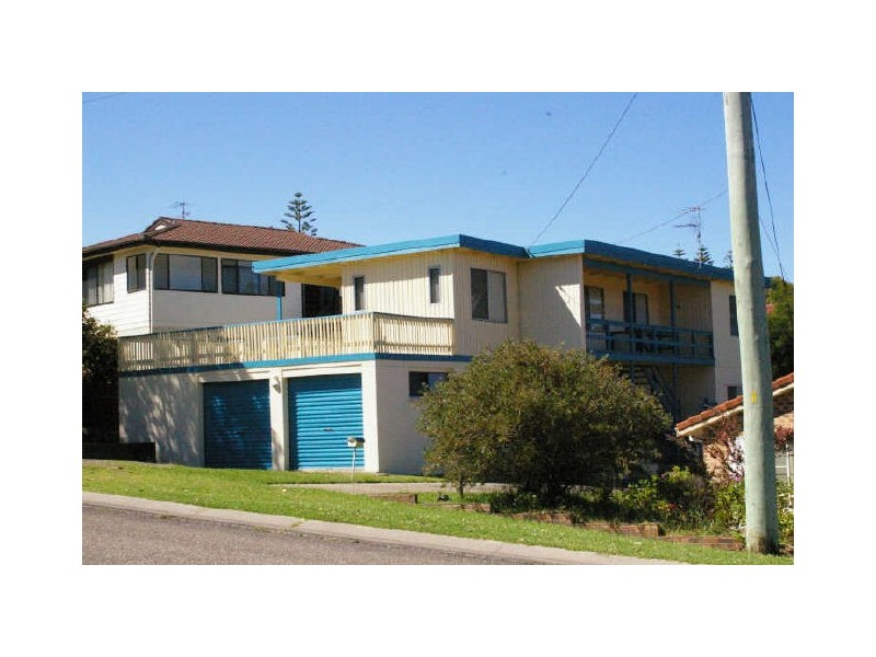 8 Beach Street, Tuross Head NSW 2537