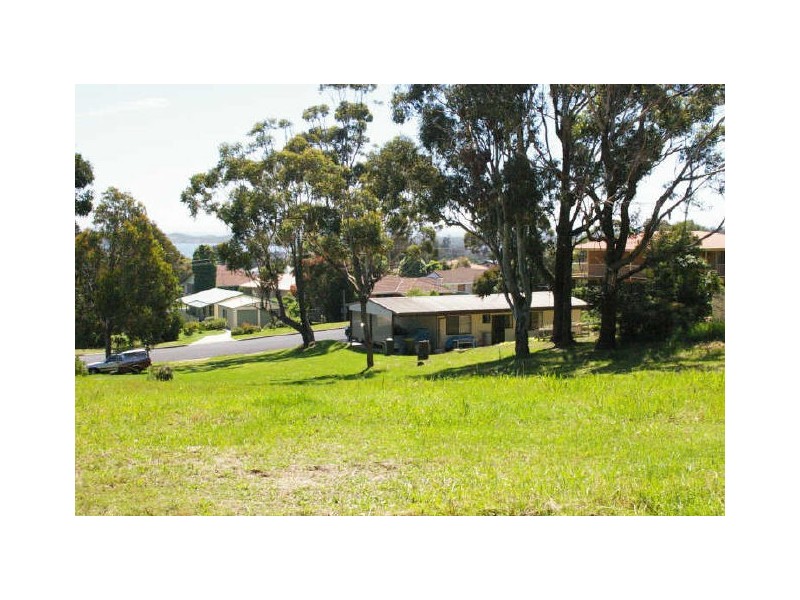 88 Coogee Street, Tuross Head NSW 2537