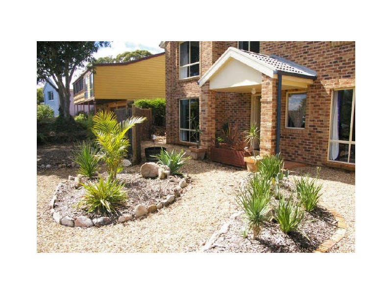 23 Dell Parade, Moruya Heads NSW 2537