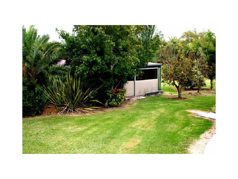 6 Fitzroy Street, Moruya NSW 2537