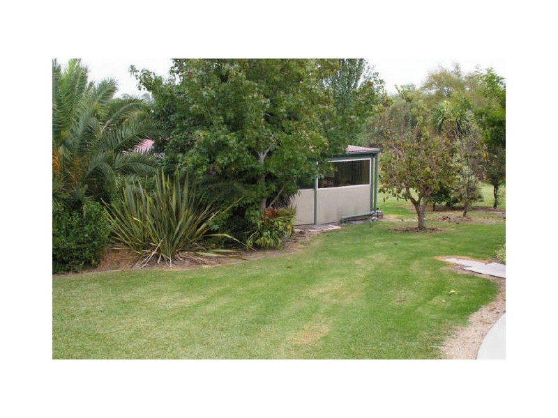 6 Fitzroy Street, Moruya NSW 2537