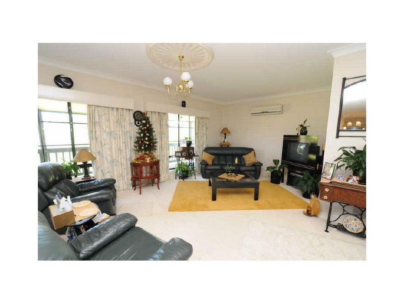 98 Mountain View Road, Moruya NSW 2537
