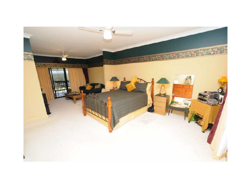 98 Mountain View Road, Moruya NSW 2537