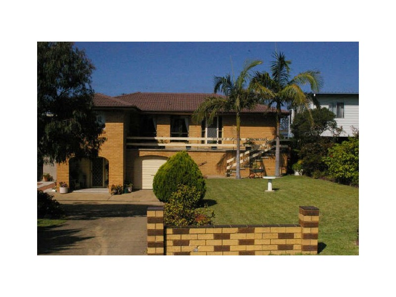 9 ST Vincent Road, Tuross Head NSW 2537