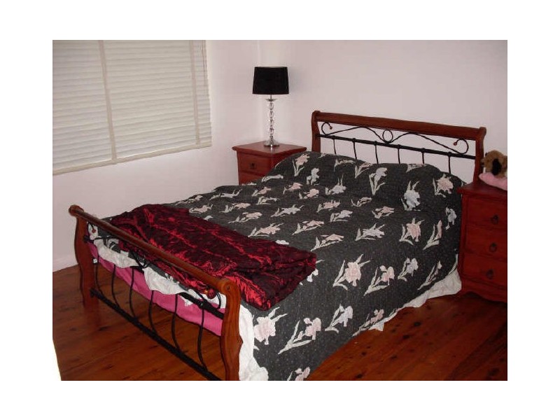 111 Albert Street, Moruya NSW 2537