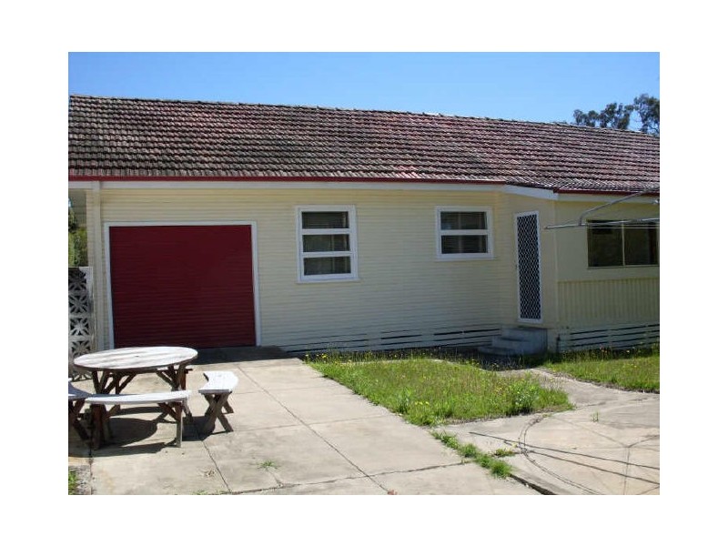 111 Albert Street, Moruya NSW 2537